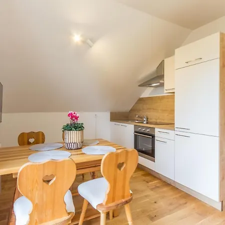 Vilaraj فندق مبيت وإفطار 4*